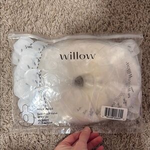 Willow Milk Bags with Spill-Proof Valve